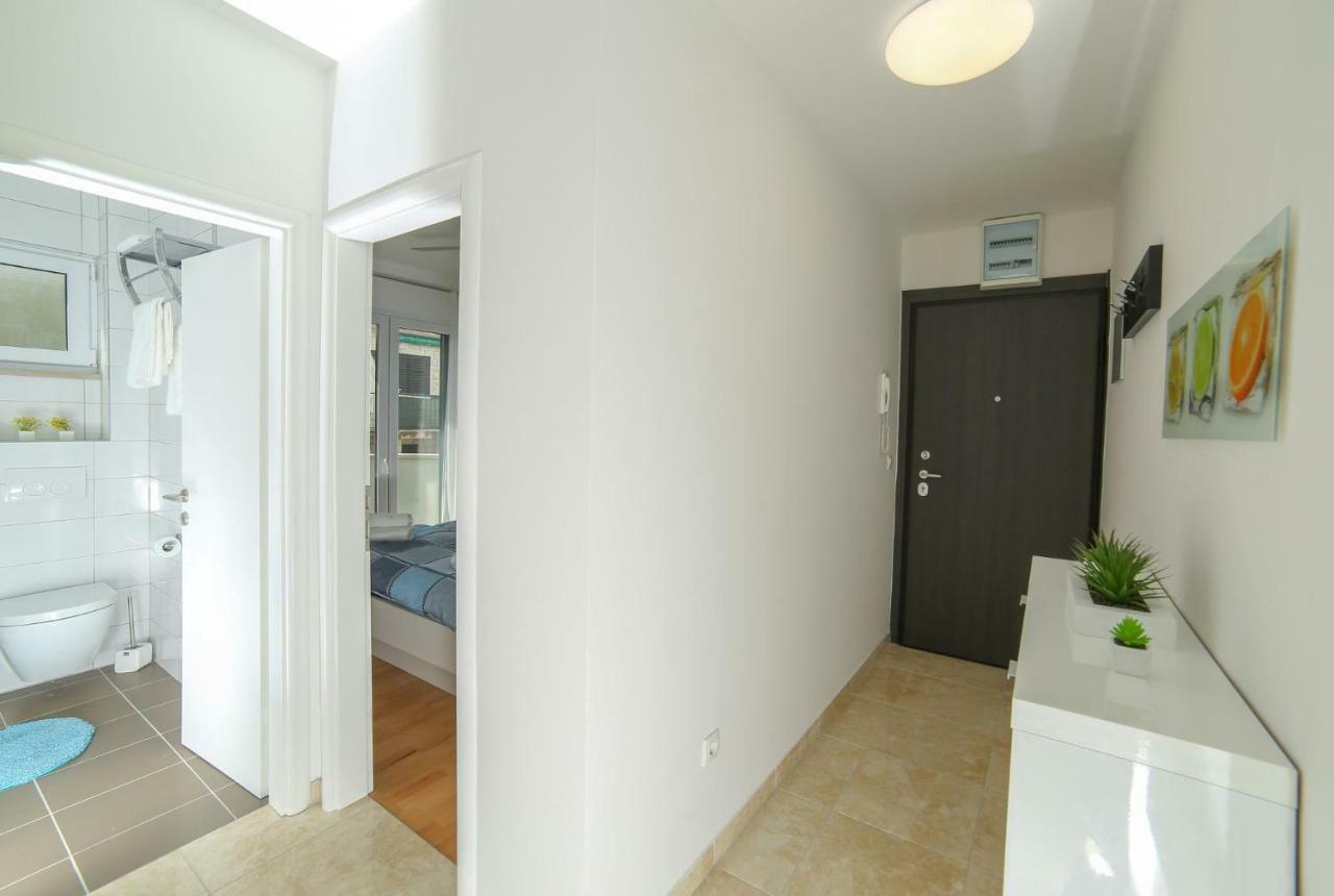 Amazing Luxury 4Star Apartment Laura Supetar Exterior foto